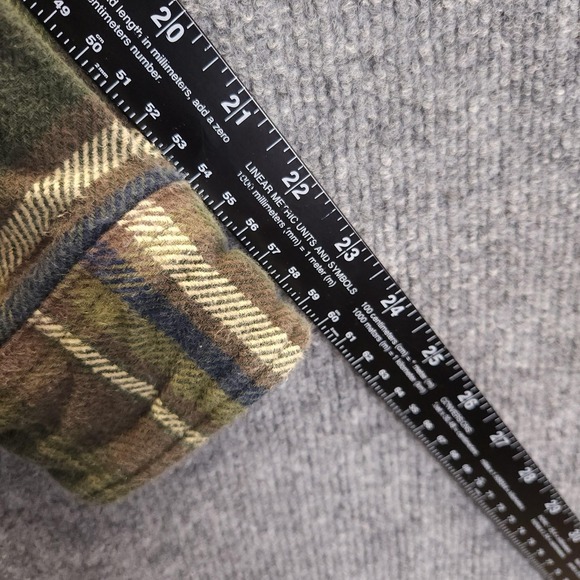 Orvis Shirt Mens Small Green Plaid Flannel Button Front Pockets Hiking Outdoors - Picture 8 of 13